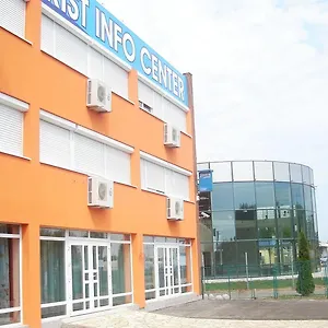 Tisza Corner Hotel Segedyn